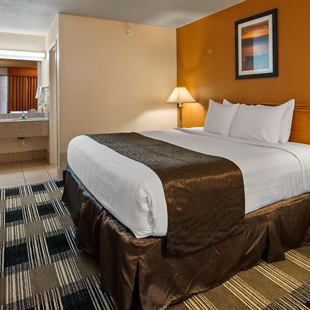 Best Western Tulsa Airport Esterno foto