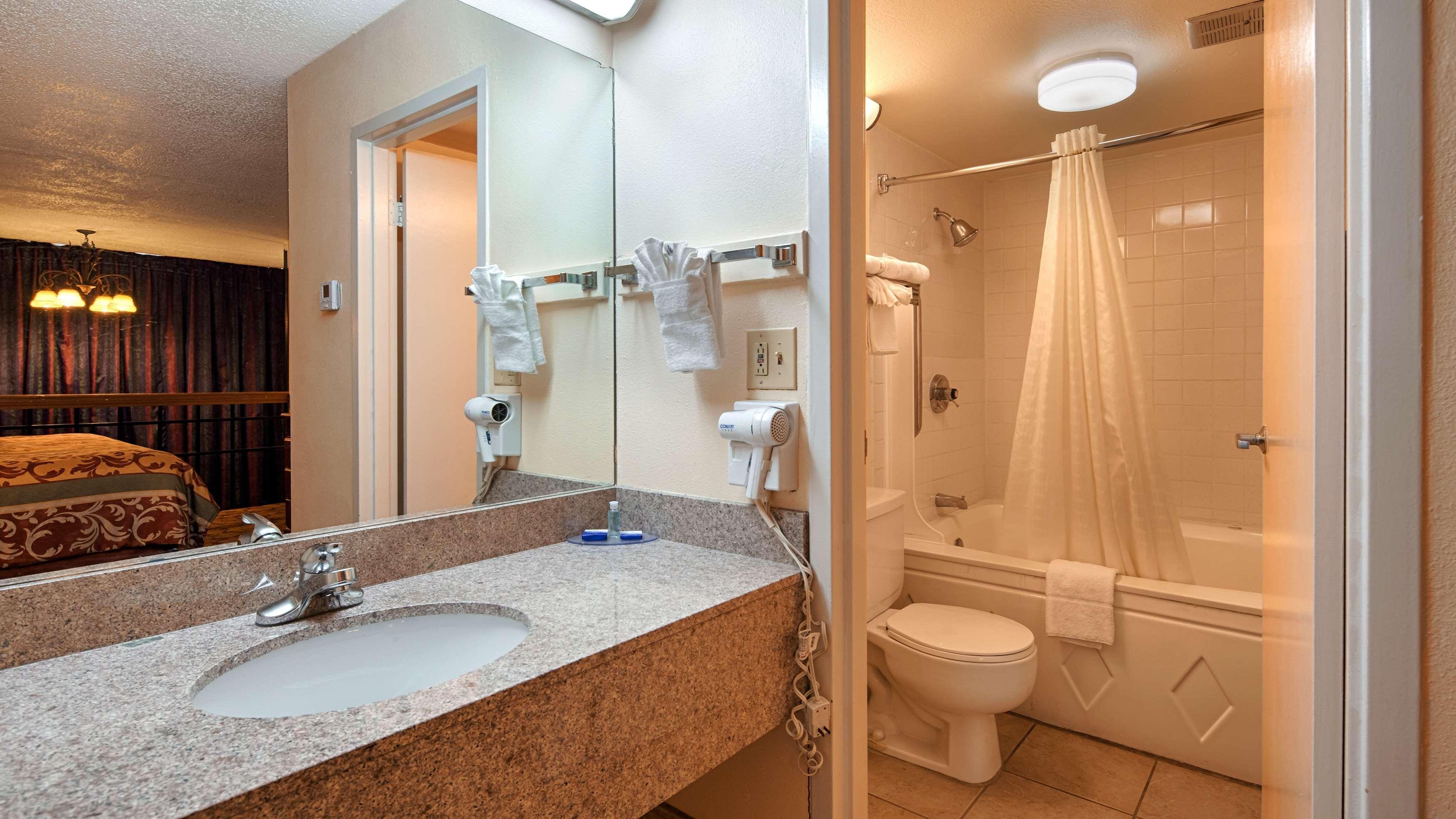 Best Western Tulsa Airport Esterno foto