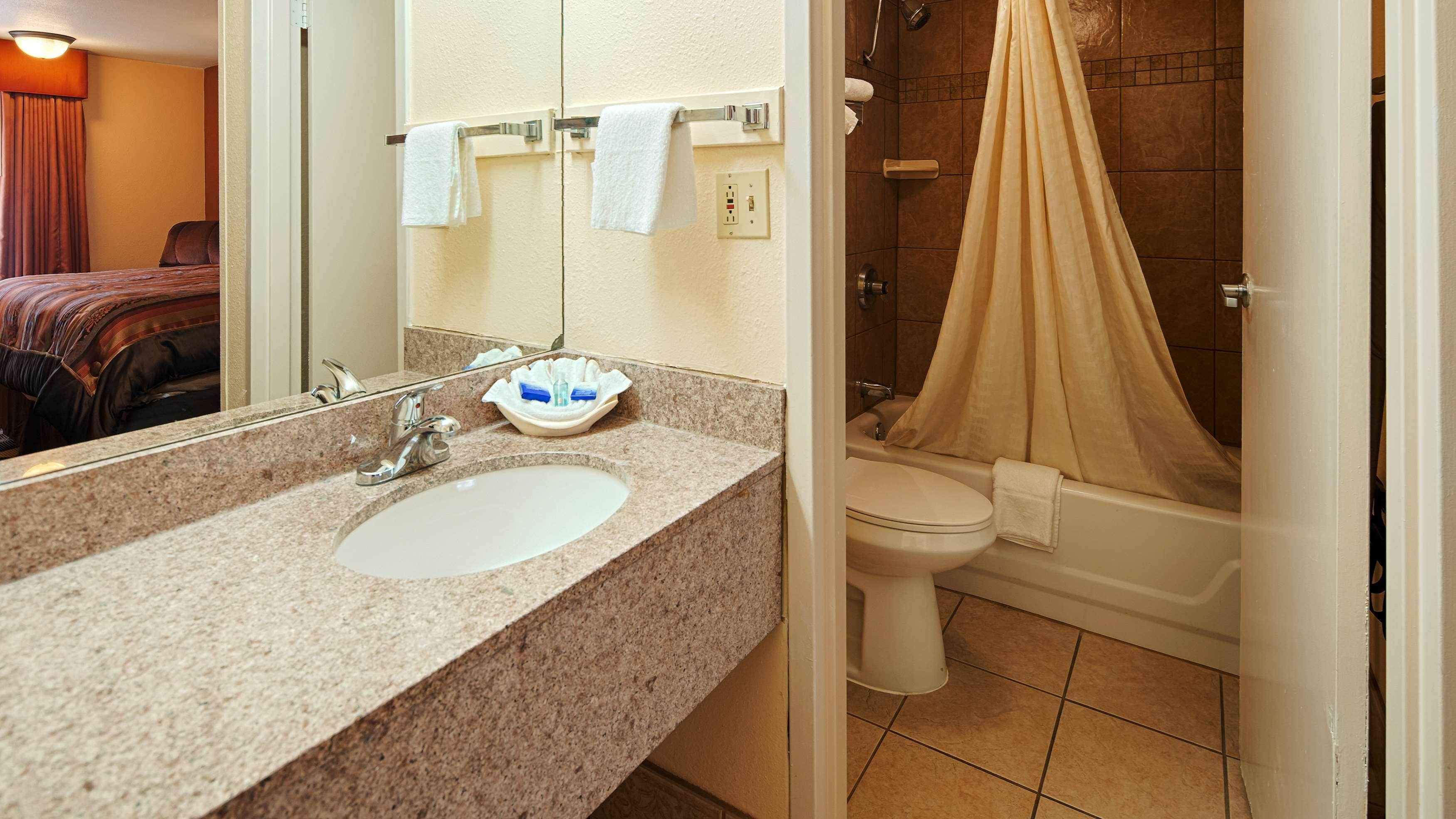 Best Western Tulsa Airport Esterno foto